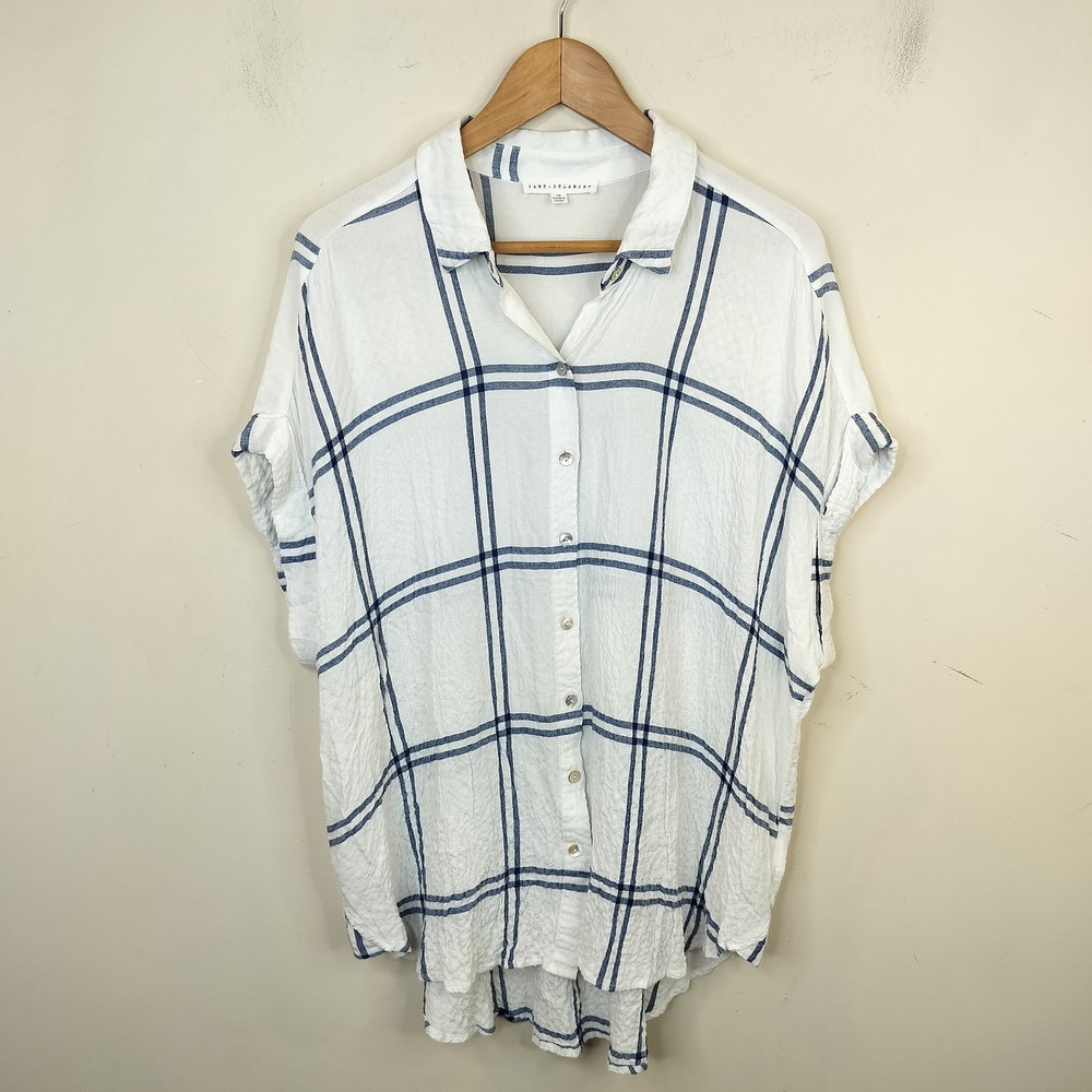 Jane + Delancey Button Down Shirt 1X Plaid White Blue Hi Low Hem Short Sleeve